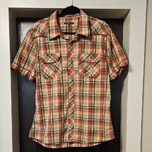 RW&CO. Short-Sleeve Plaid Button-Down Shirt in Orange and Beige
